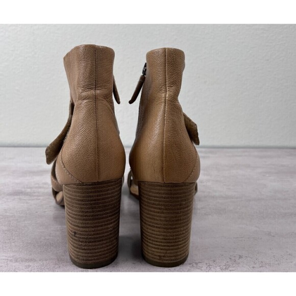 Eileen Fisher Women Size 8 Tan Leather Vero Cuoio Strappy Stack Heel Sandals - Picture 5 of 13
